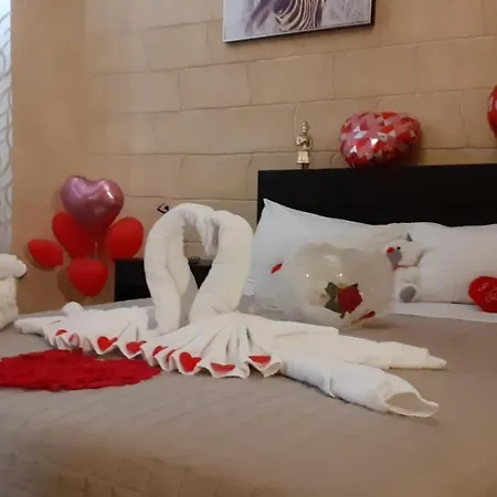 Luxury Living 3* Adelfia