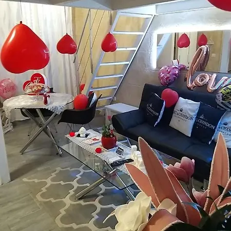 Luxury Living Alojamento de Acomodação e Pequeno-almoço 3*